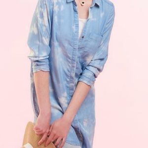 Charlie Paige chambray tie dye tunic blouse Small